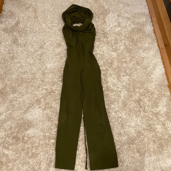 Olive Green Sleeveless one piece - Picture 3 of 9